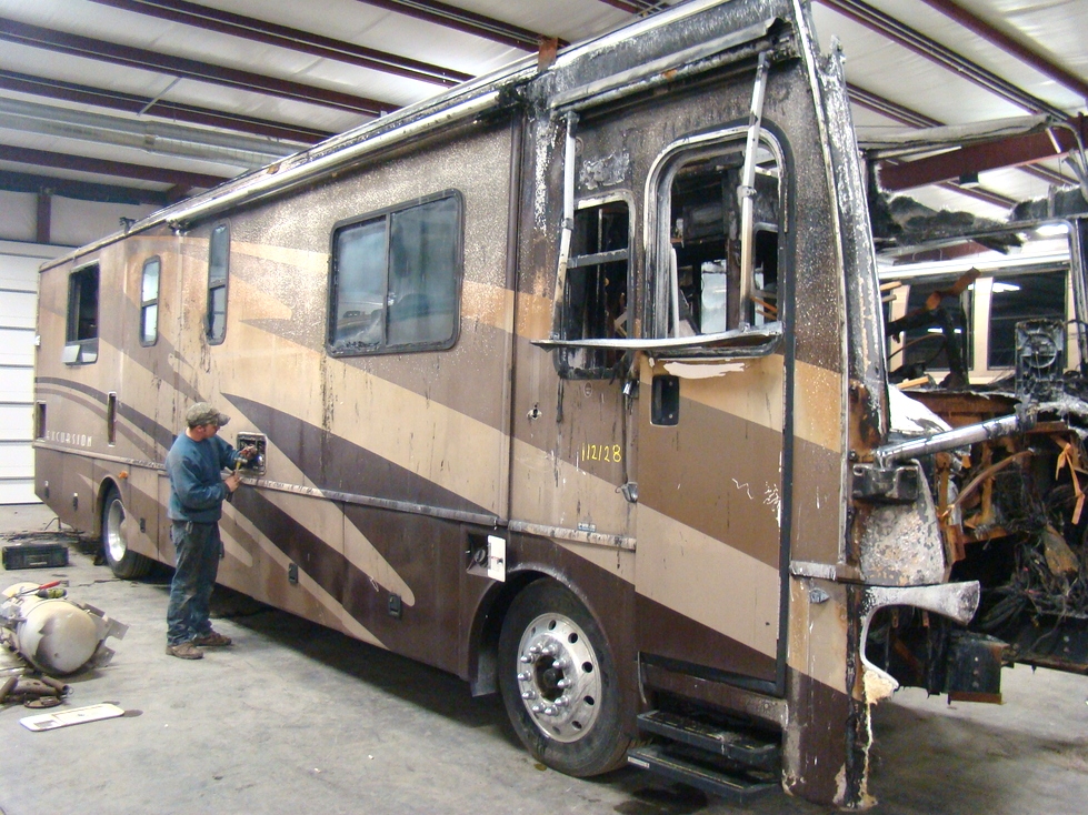 RV Exterior Body Panels 2005 FLEETWOOD EXCURSION OARTS AND SERVICE