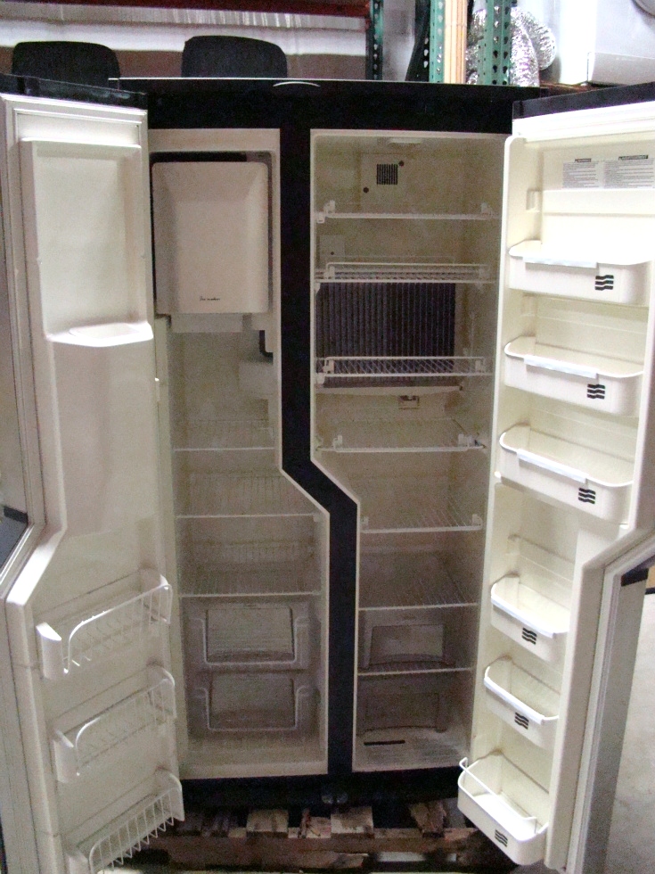 RV Appliances USED RV/MOTORHOME DOMETIC REFRIGERATOR NDA1402 STAINLESS