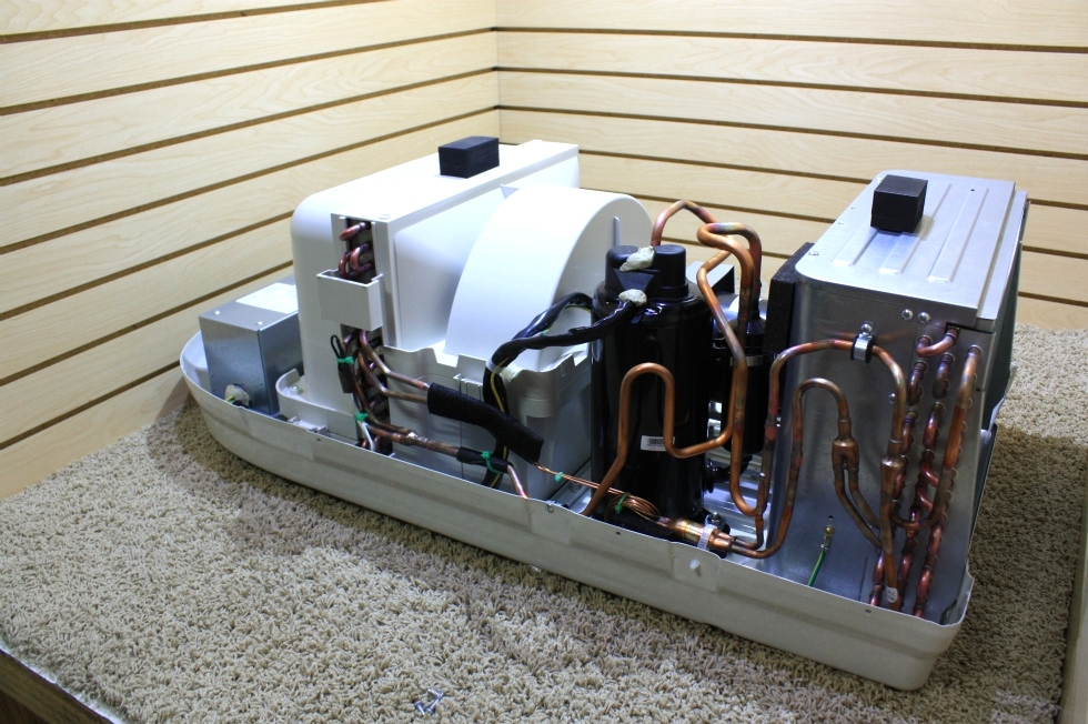 RV Appliances RV / MOTORHOME 13,500 BTU AIR CONDITIONER SYSTEM FOR SALE