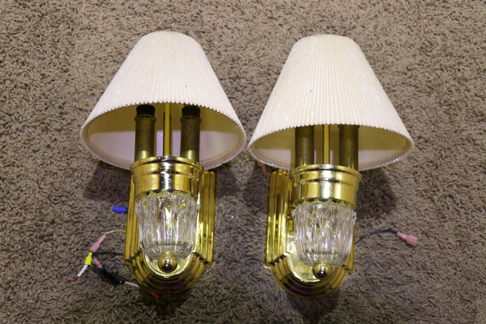 RV Interiors USED SET OF 2 SHADE WALL LIGHT FIXTURES RV ACCESSORIES FOR