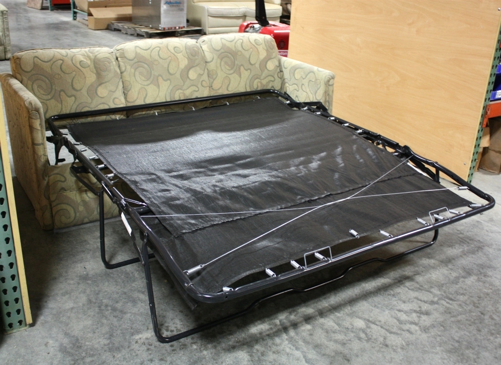 RV Furniture USED RV SWIRL PATTERN CLOTH PULL OUT SLEEPER SOFA FOR SALE