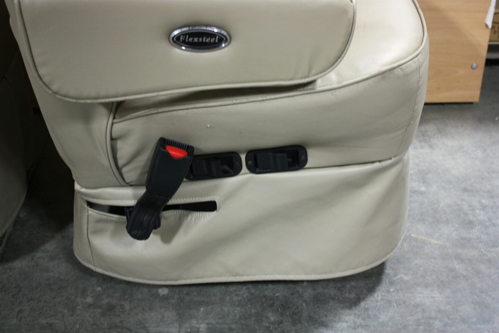 RV Furniture USED FLEXSTEEL ULTRA LEATHER RV CAPTAIN CHAIR SET FOR SALE