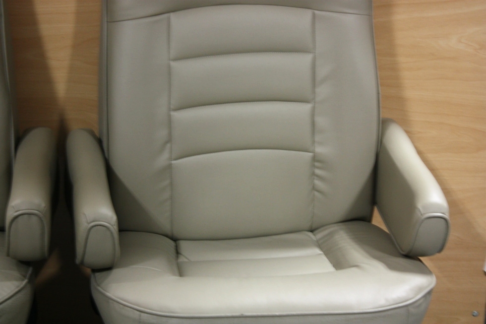 RV Furniture USED FLEXSTEEL ULTRA LEATHER RV FURNITURE SET FOR SALE RV